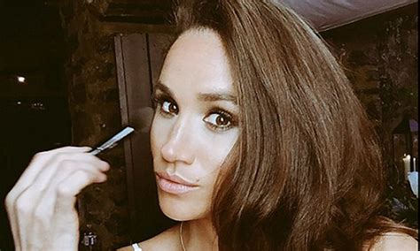 Meghan markle hat vor ihrer hochzeit mit prinz harry verstärkung bekommen: Meghan Markle's beauty secrets and top make-up products ...