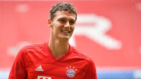 Benjamin pavard collided with germany's robin gosens in the 58th minute. Benjamin Pavard: "Der FC Bayern macht mir keine Angst ...