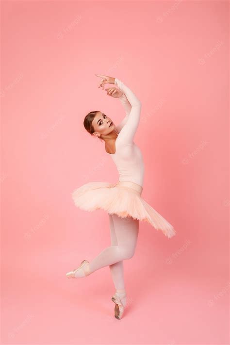 Premium Photo Graceful Woman In Ballet Outfit