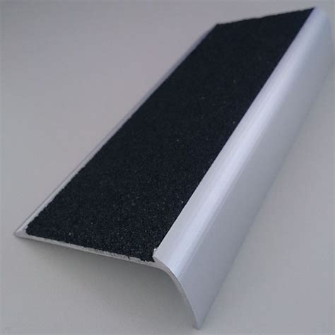Anti Slip Aluminum Stair Nosing Carborundum Inserts For Concrete Stairs