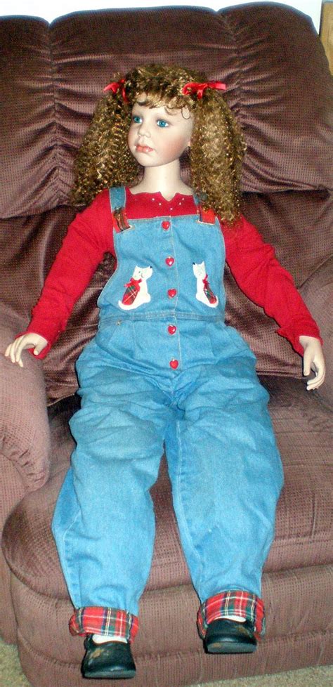 In) is a unit of length. Doll Collecting And Information: William Tung Doll