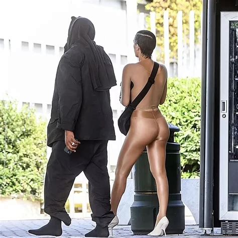 Los Looks De Bianca Censori La Pareja De Kanye West Que Causaron Furor En Las Redes Infobae