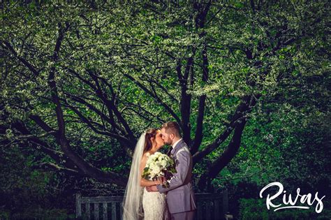 Loose Park Wedding Picture Sneak Peek Rivas Photography