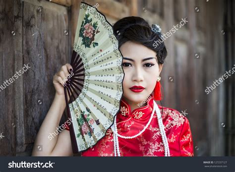China Girlchinese Woman Red Dress Traditional Cheongsam Close Up