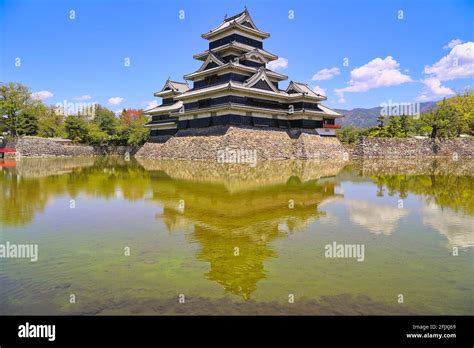 Matsumoto Castle Fukashi Castle Crow Castle Water Reflection And