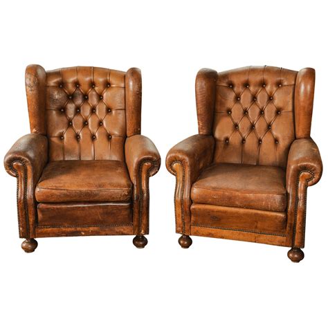 Pair Of Antique Vintage Leather Club Chairs At 1stdibs