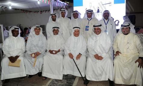 أكد محافظ بنك الكويت المركزي، الدكتور محمد الهاشل، الحاجة الماسة للإصلاح الاقتصادي، موضحاً أنه على الأطراف المعنية كافة، لاسيما السلطتين التنفيذية والتشريعية أن تتخذا. طالع نتائج انتخابات غرفة التجارة في الكويت 2018 | دنيا الوطن