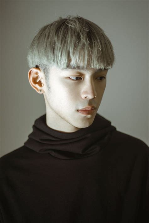 There is a wide range of hairstyles that include the traditional side fades, sweeps, man. blond asian boy haircut | Asian boy haircuts