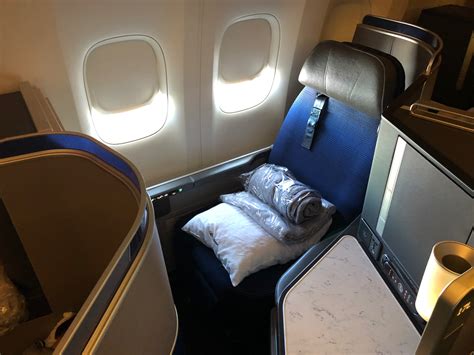 Review United 777 300er Polaris Business Class San Francisco To Hong