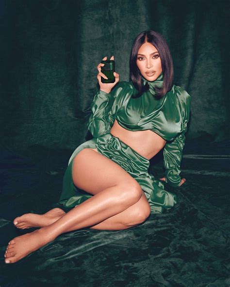 Kim Kardashians Feet