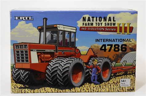 132 International Harvester 4786 4wd Tractor W Duals Toy Farmer Show