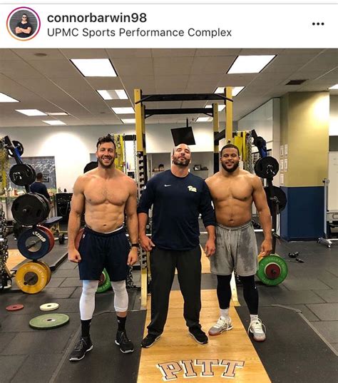 Aaron donald news, gossip, photos of aaron donald, biography, aaron donald girlfriend list 2016. Dov Kleiman on Twitter: "How the heck is Aaron Donald a DT ...