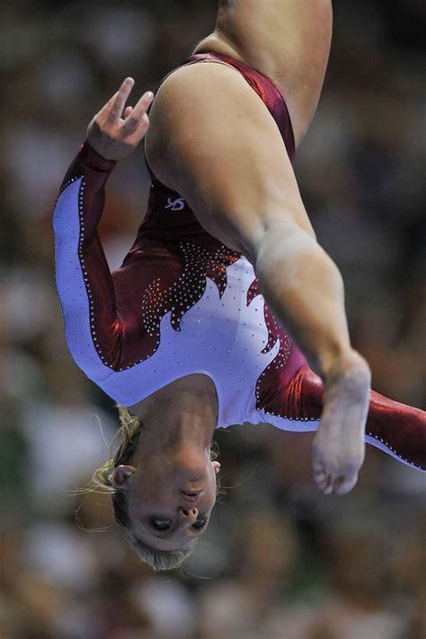 Samantha Peszek Gymnastics Pictures Female Gymnast Artistic Gymnastics