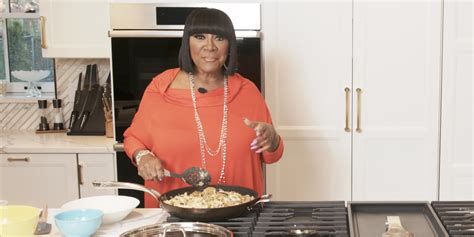 Patti Labelle Shows Us How To Cooks Her Favorite Stuffing