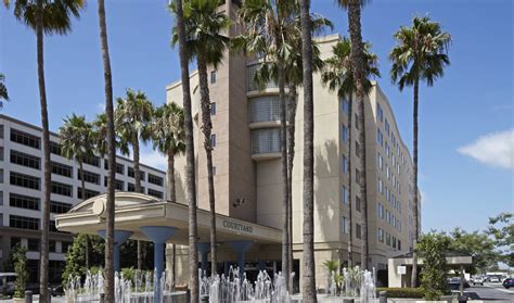 Courtyard By Marriott Los Angeles Laxcentury Blvd Debuts Social