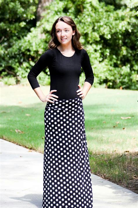 Pin By Lydia Ciobanu On Style Maxi Skirt Modest Outfits Beautiful