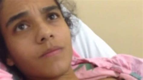 Mulher confessa em vídeo que matou filha de anos com golpe de faca no coração