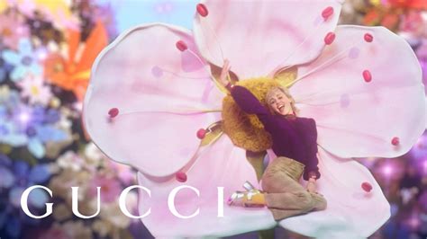 Reclame Archief Gucci Miley Cyrus In Flora Fantasy Reclame 2021