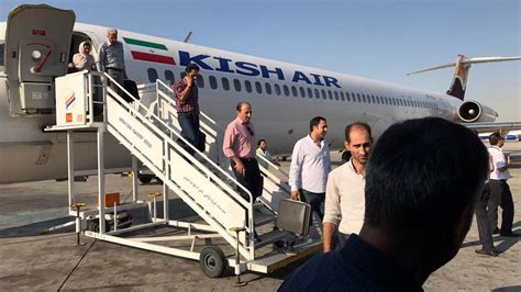 فوری نقص فنی پرواز تهران به آبادان هواپیما به رمپ بازگشت عکس
