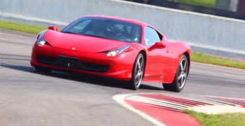 Scendi in pista a brescia all'autodromono di franciacorta! Guidare una Ferrari in pista Arese, Milano - regali 24