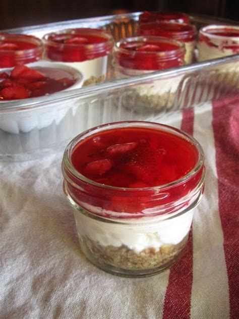 Desserts & cakes makes 7 servings.one serving = 1 fruit exchange, 60 calories. oh, that's tasty! :): Strawberry Pretzel Salad - sugar ...