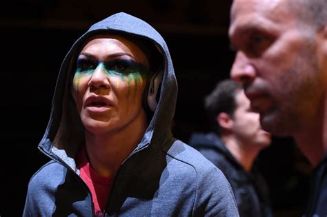 cris cyborg detained in canada over international law