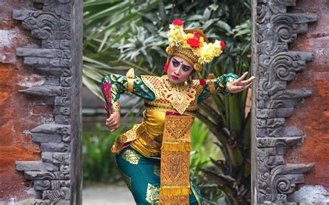 A Glimpse Into The Beauty Of Balinese Culture The Private World