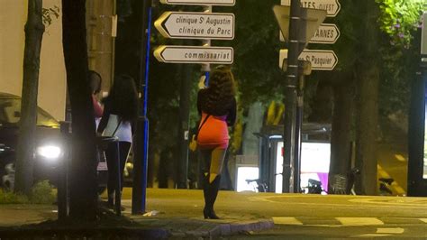 Loi Sur La Prostitution Le S Nat Supprime La P Nalisation Des Clients