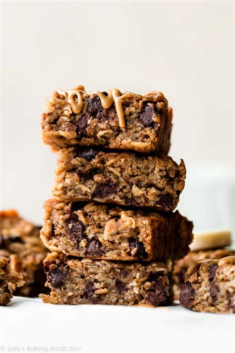 These Peanut Butter Banana Oatmeal Chocolate Chip Bars Can Be Made