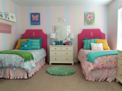 Check out our twin girls bedroom selection for the very best in unique or custom, handmade pieces from our wall décor shops. Sherbet Sweet Twin Girls Bedroom Makeover: Painted stripes ...