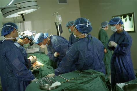 Although there are some cases of lung cancers in young people, primary lung cancers are small cell lung cancer (sclc): Different Types of Lung Cancer Surgery