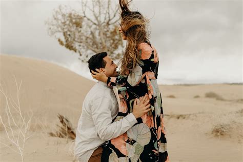 Little Sahara maternity pictures | Maternity poses, Maternity pictures, Maternity