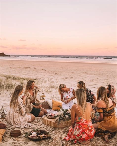 Sweet Summer Sunsets💕 Girls Beach Trip Beach Picnic Party Party Photoshoot