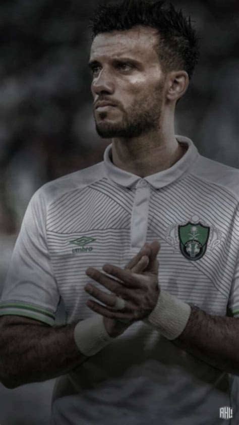 وأضاف الآلاف من الصور خلفية جديدة كل يوم. خلفيات نادي الاهلي السعودي 2019 - عشقان