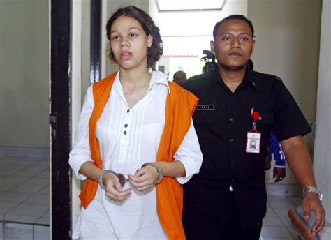 heather mack se declara culpable la mujer que ayudó a matar a su madre en indonesia y escondió