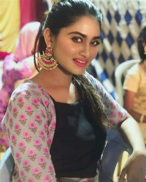 Shivani raghuvanshi is an actress, known for titli (2014), raat akeli hai (2020) and angrezi mein kehte hain (2018). Shivani | Beautiful actresses, Actresses, Beautiful
