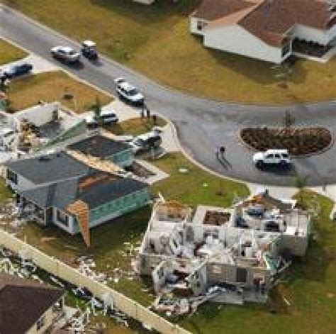 Floridians Pull Bodies From Rubble As Toll Mounts From Storms Cbc News