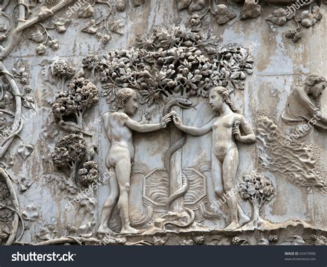 Orvieto Duomo Facade The First Pillar Scenes From Genesiseve