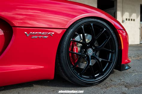 Hre Wheels Dodge Viper Gts With Our Latest R101 Lightweight Offering