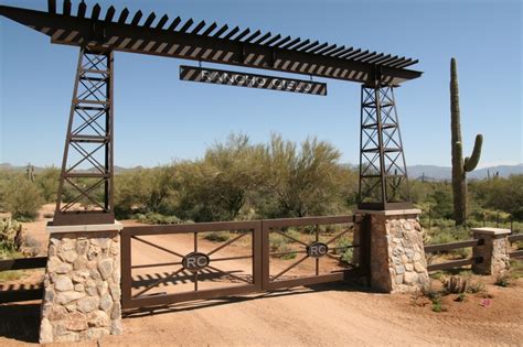 Colletti Design Iron Gates And Ranch Entry Scottsdale Arizona Usa