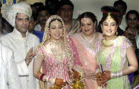 Check out our collection of latest karishma kapoor songs 2021 with music videos and lyrics. Karisma-Sunjay Kapur To Split Officially? Ex-Hubby to ...