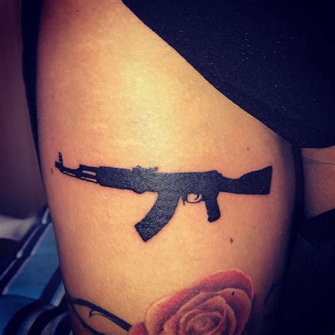 Gun Tattoos Designs For Women