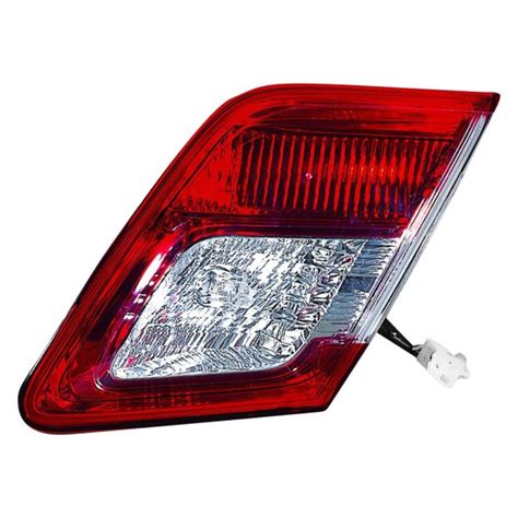 Replace To2803104v Passenger Side Inner Replacement Tail Light