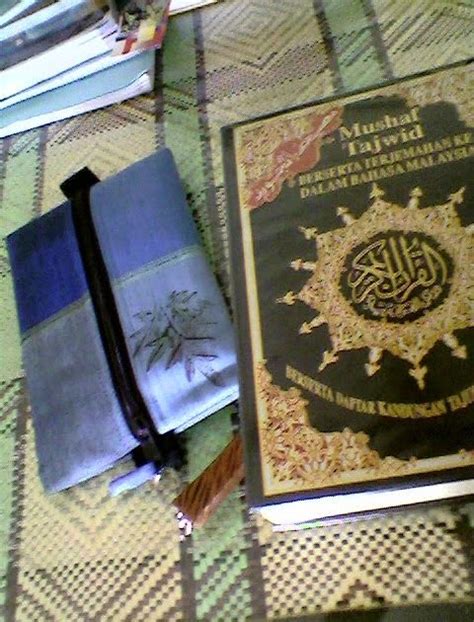Panduan lengkap wirid dan doa selepas solat yang telah disusun secara teratur, dipermudahkan dalam ejaan rumi (mudah diingati). pandangan kasih: Doa Sebelum dan Selepas Membaca Al-Quran