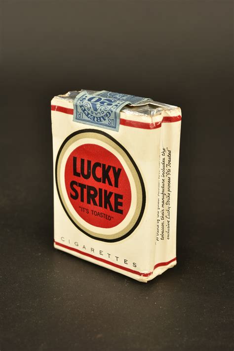 Lucky Strike Cigarette Echopikol