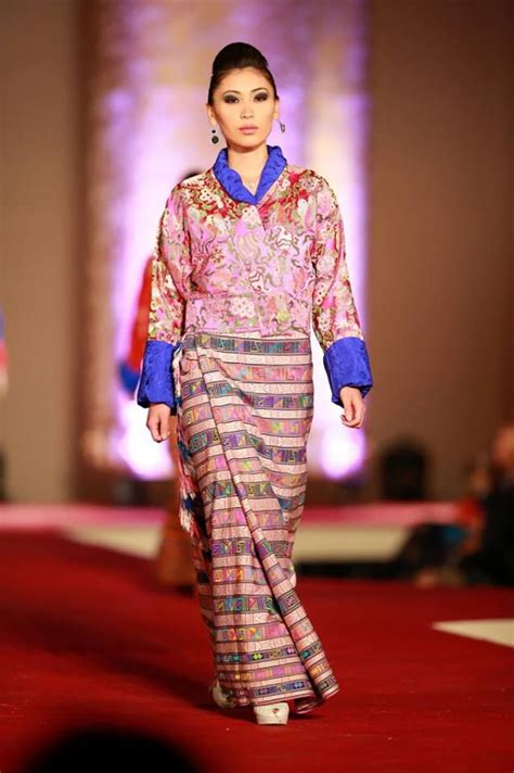 Kira Bhutanese Traditional Dress Phong Cách Thời Trang Thời Trang