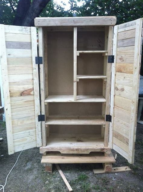 Recycled Wood Pallets Storage Cabinet Pallet Ideas