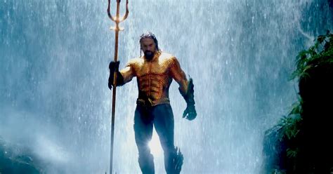 Final Aquaman Trailer Arthurs Classic Costume And An Epic Atlantis