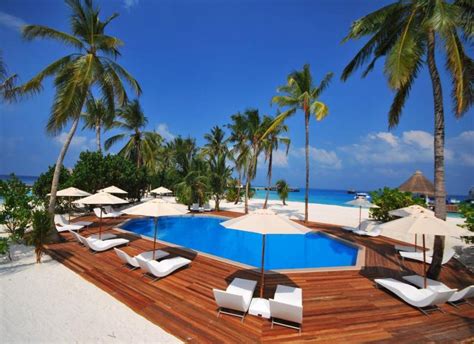 Safari Island Resort Ari Atoll Maldive Oferte 2023