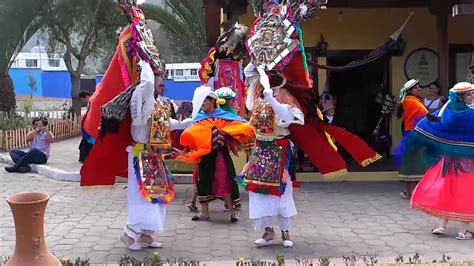 San Juanito Baile Tipico Ecuatoriano Ciudad Mitad Del Mundo Youtube